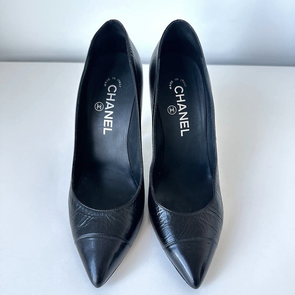 CHANEL 2014 CC Logo Cap Toe Knot Heel Pumps IT 37.5 Black - Picture 3 of 14
